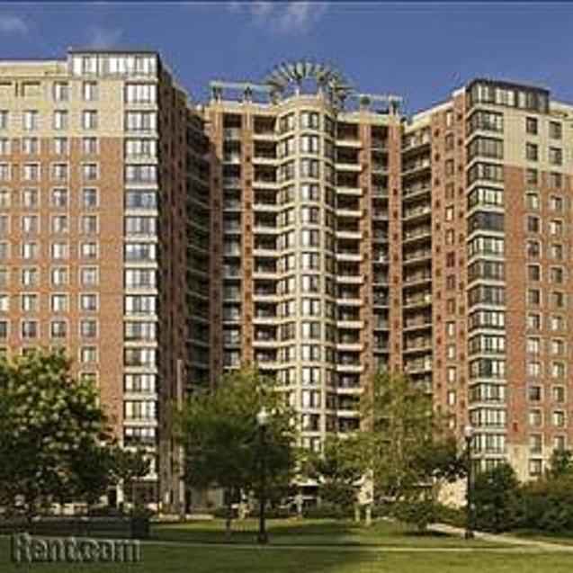 Madison Hospitality At 1401 Joyce Street Arlington Exterior foto